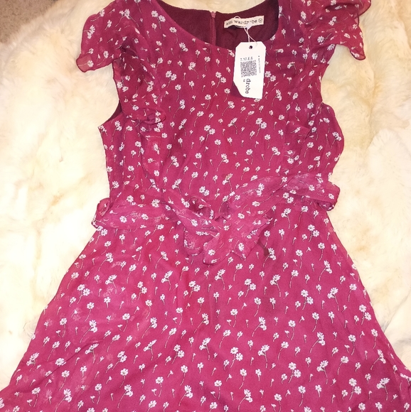 Dress - Picture 3 of 3